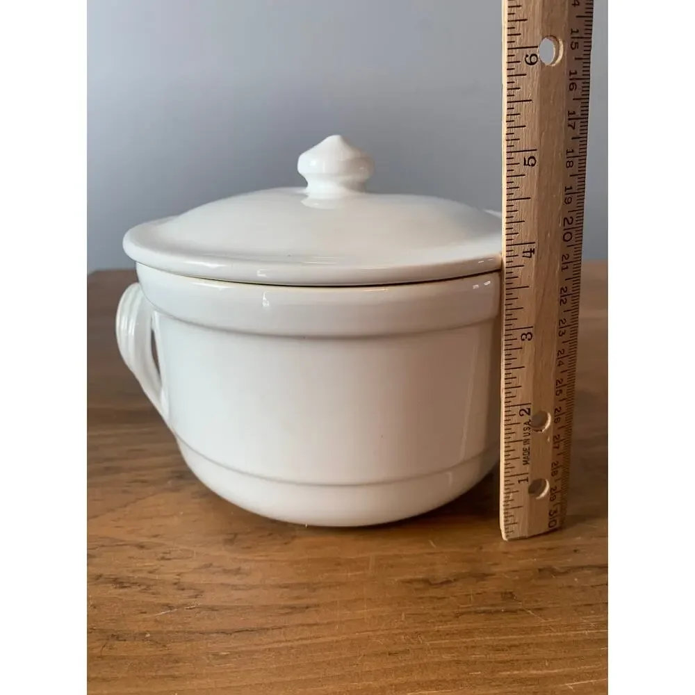 Sur La Table Round Covered Baking Dish White Serving Dish Soup 6